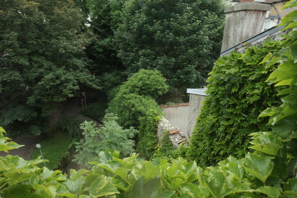 Les Suites De Catherine, La Si Calme Nancy Dış mekan fotoğraf